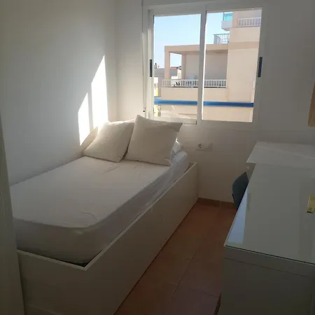 Playa Con Vista Al Mar Y Con Piscina Apartment Oliva